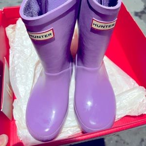 Hunter boots for a toddler